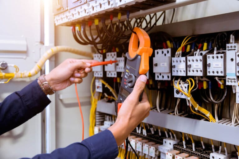 13 ferramentas para eletricistas: tipos e aplicações