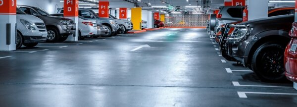 Como escolher piso para garagem interna e externa