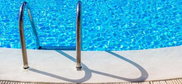 8 tipos de piscina: Como escolher o modelo ideal