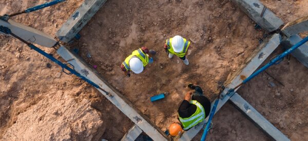 O que é viga baldrame na construção civil e como fazer