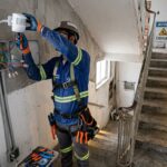 Como iluminar escadas: garanta segurança e valorize o projeto